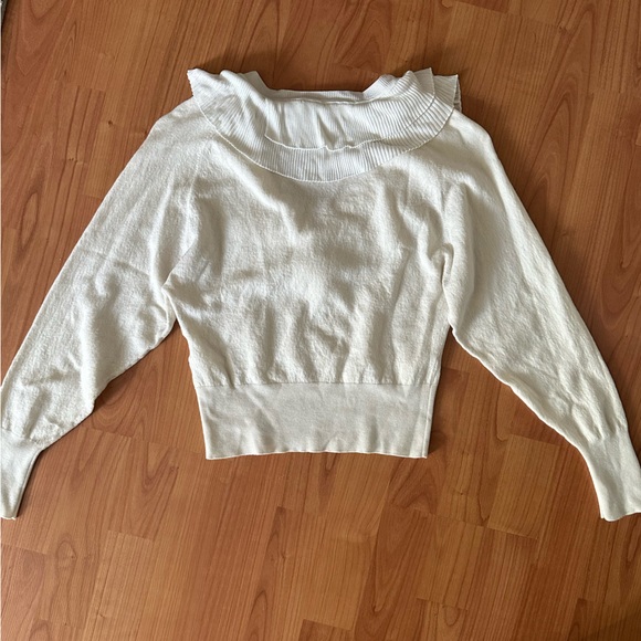 Chloe Ruffled V-Neck Wool/Cashmere Sweater in Milk - Size Small (fits like XS) - Picture 7 of 11
